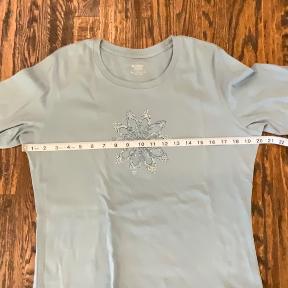 Columbia Top - Picture 6 of 7